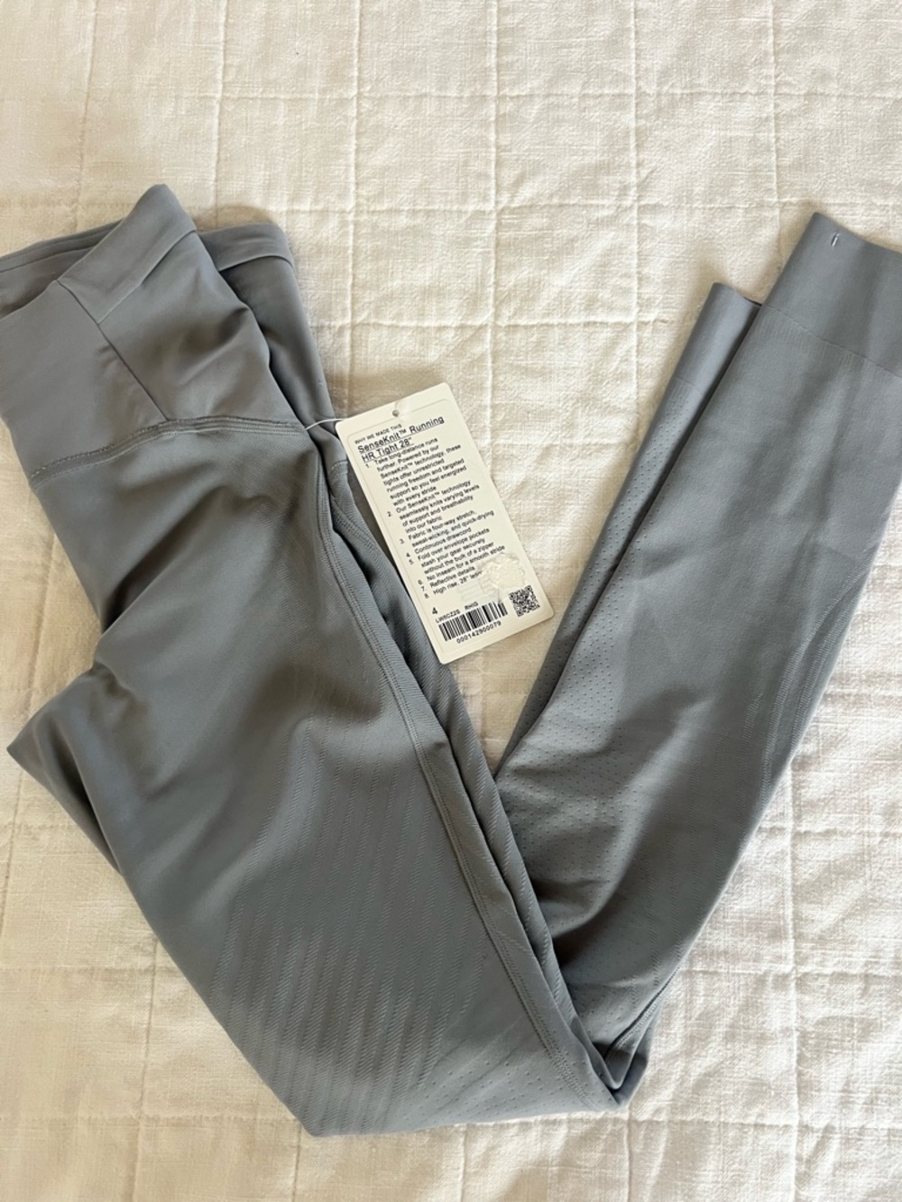 NWT Lululemon senseKnit running HT Tight leggings light gray size 4